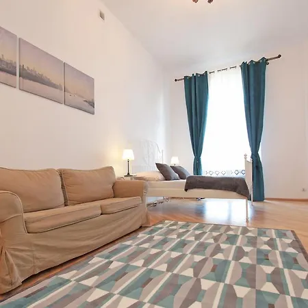 Warsaw City Apartments *